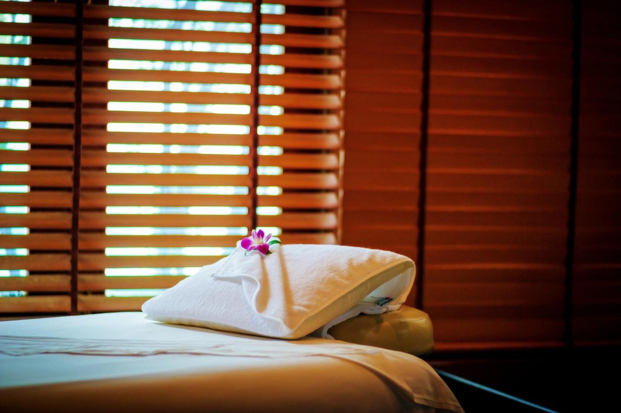Phuket Kana International Hotel普吉岛卡娜国际酒店 Rawai Εξωτερικό φωτογραφία